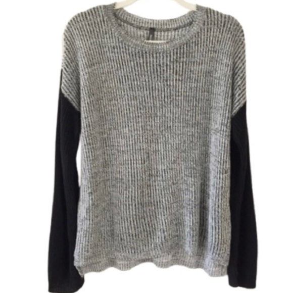 Full Tilt- Ribbed Knit Gray Marled Color
Block Pullover Sweater - Picture 1 of 7